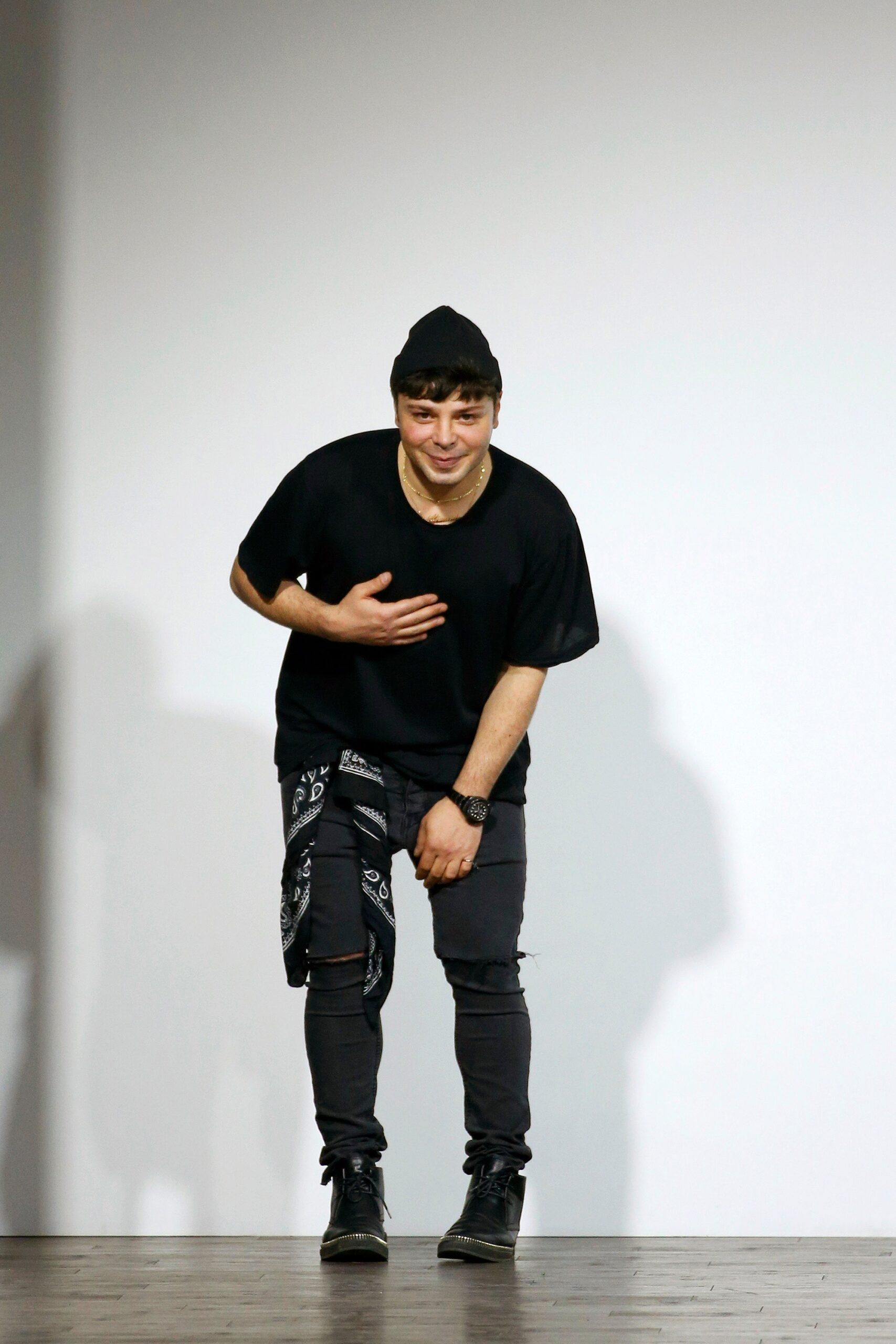 black relaxed t-shirt with gray pants