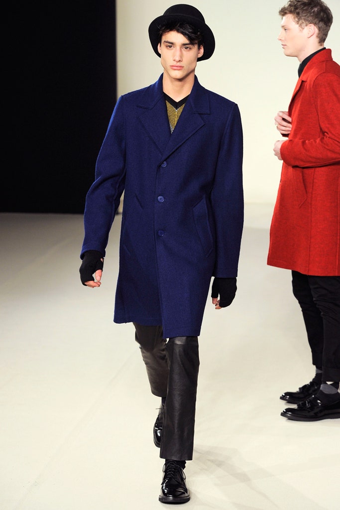 blue wool long-sleeve collared fitted buttoned coat