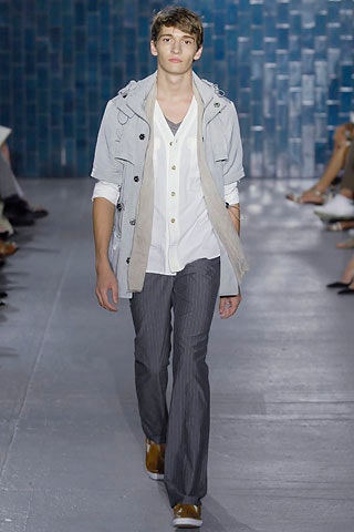 gray cotton relaxed jacket with white shirt