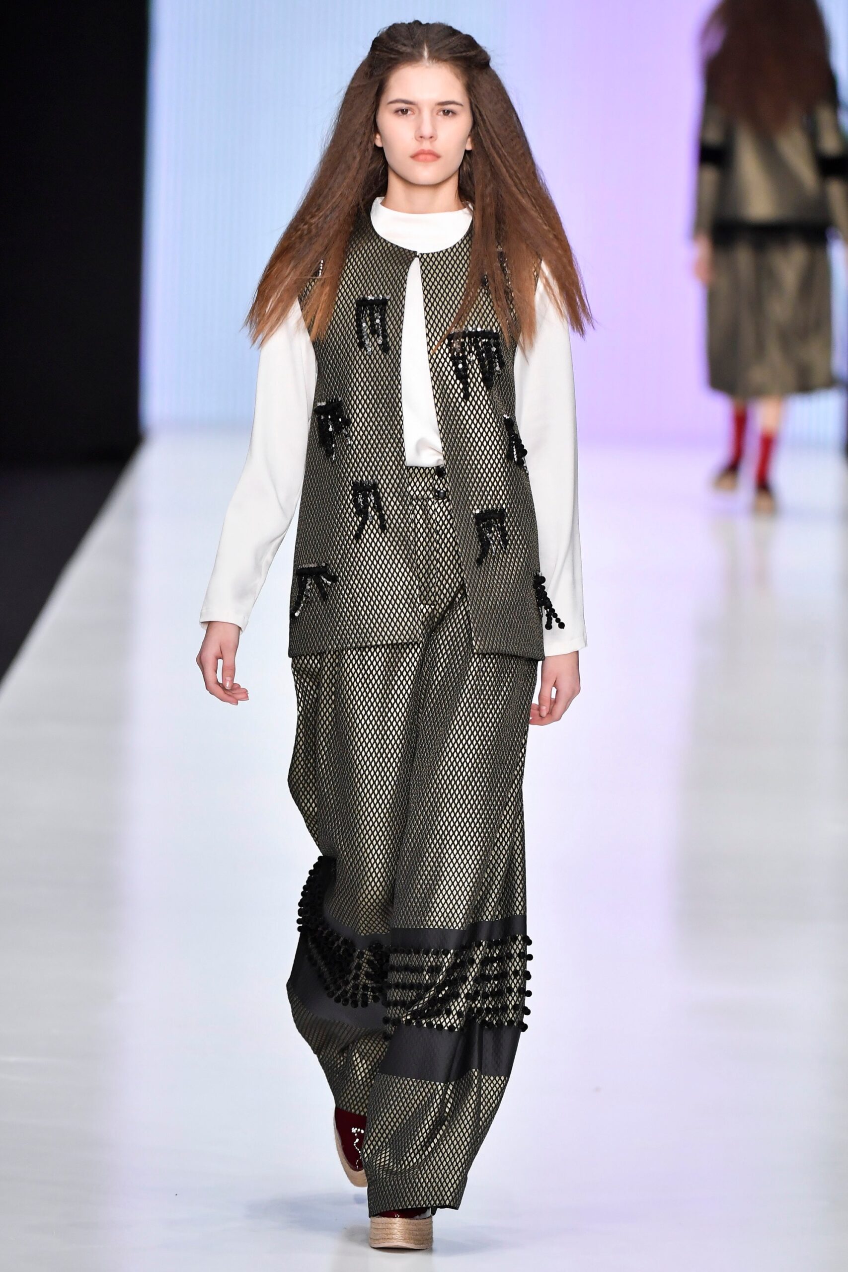 black silk sleeveless collared fitted layered vest