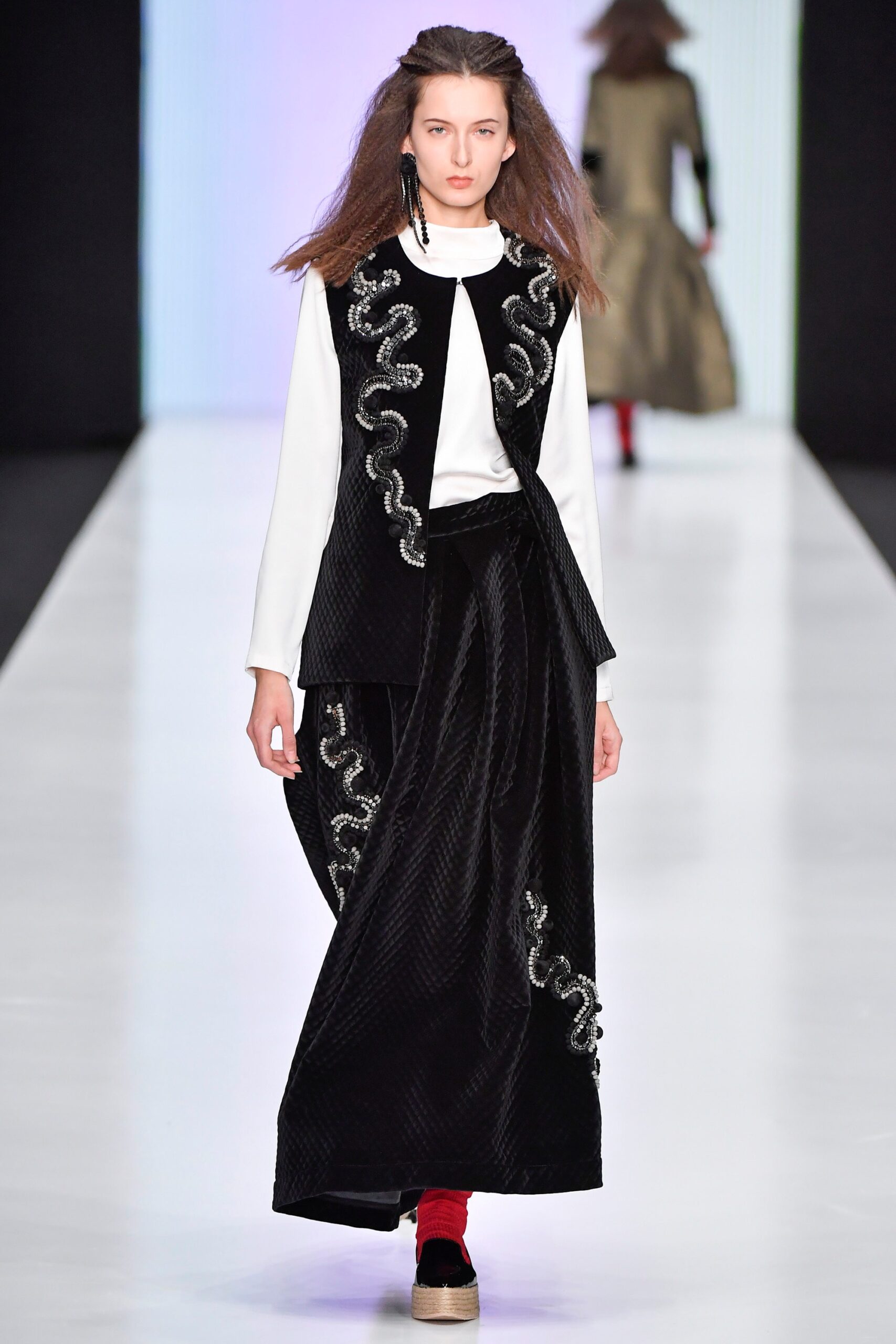 black velvet sleeveless fitted embroidered vest