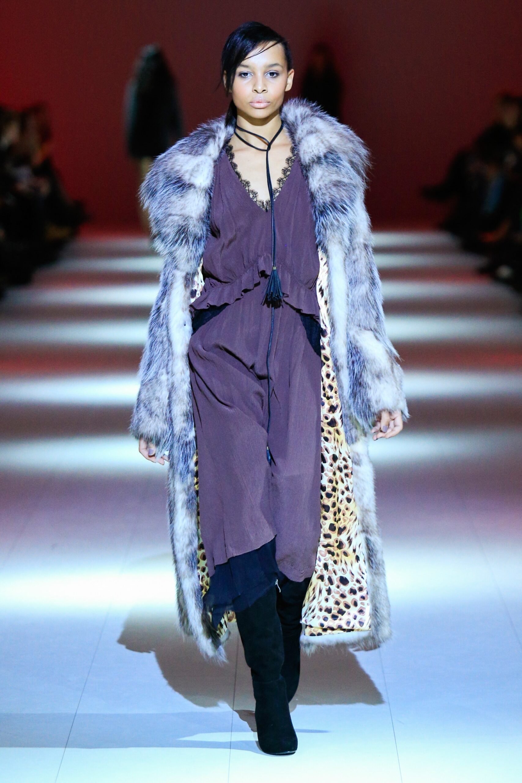 gray fur long-sleeve relaxed layered coat