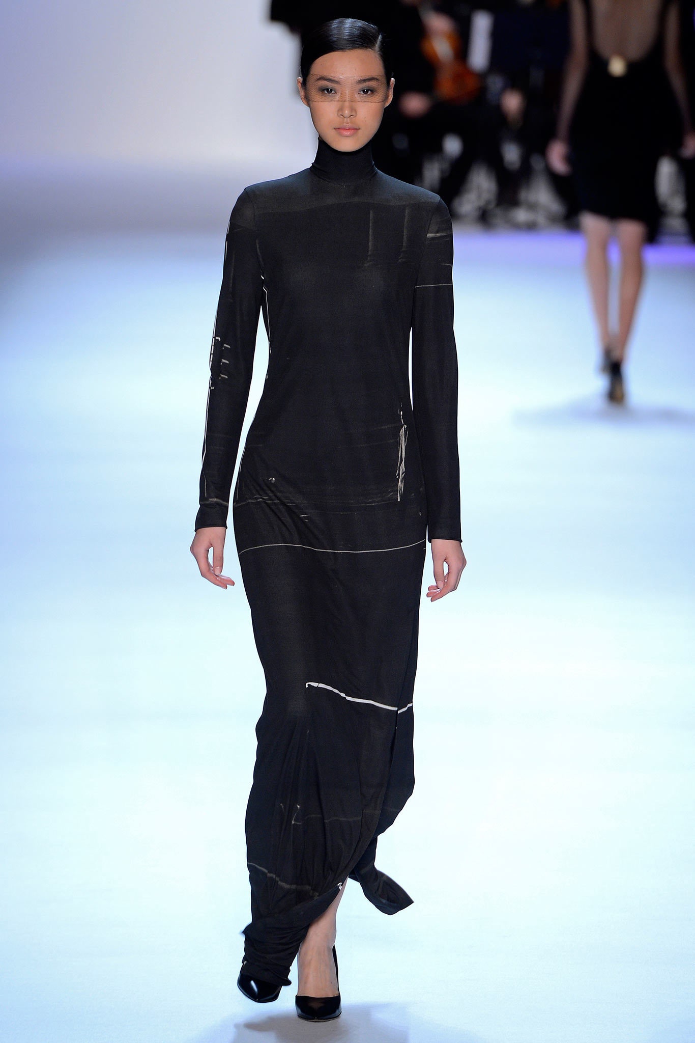 fitted black long-sleeve dress