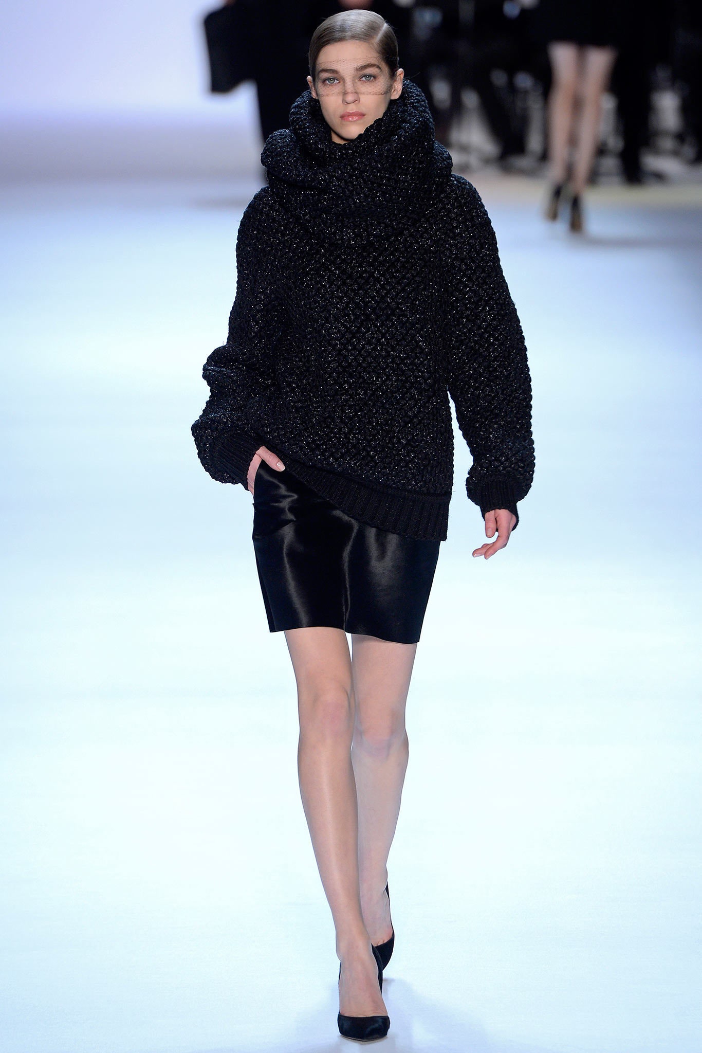 black leather fitted pencil short skirt