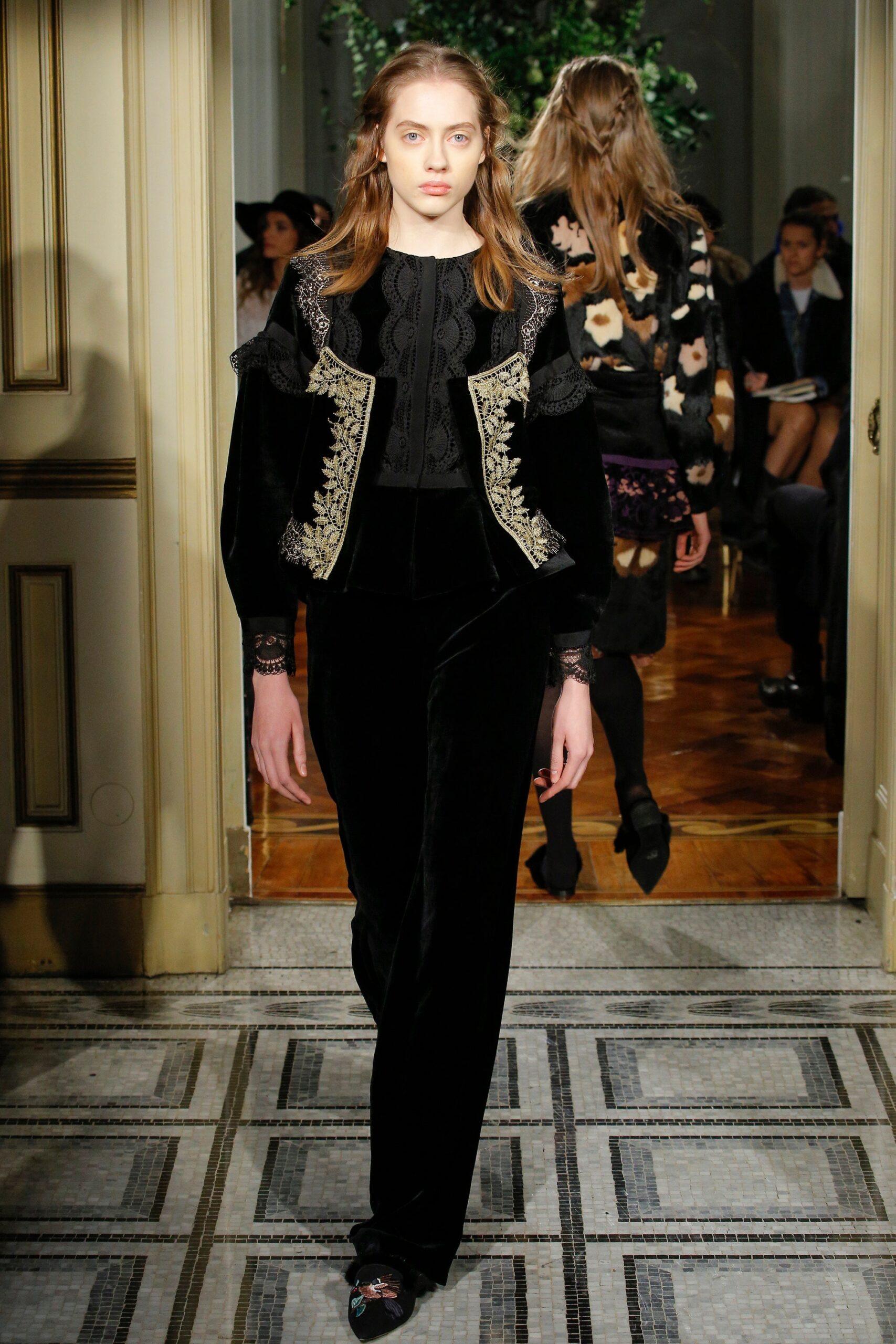 black velvet long-sleeve collared fitted embroidered jacket