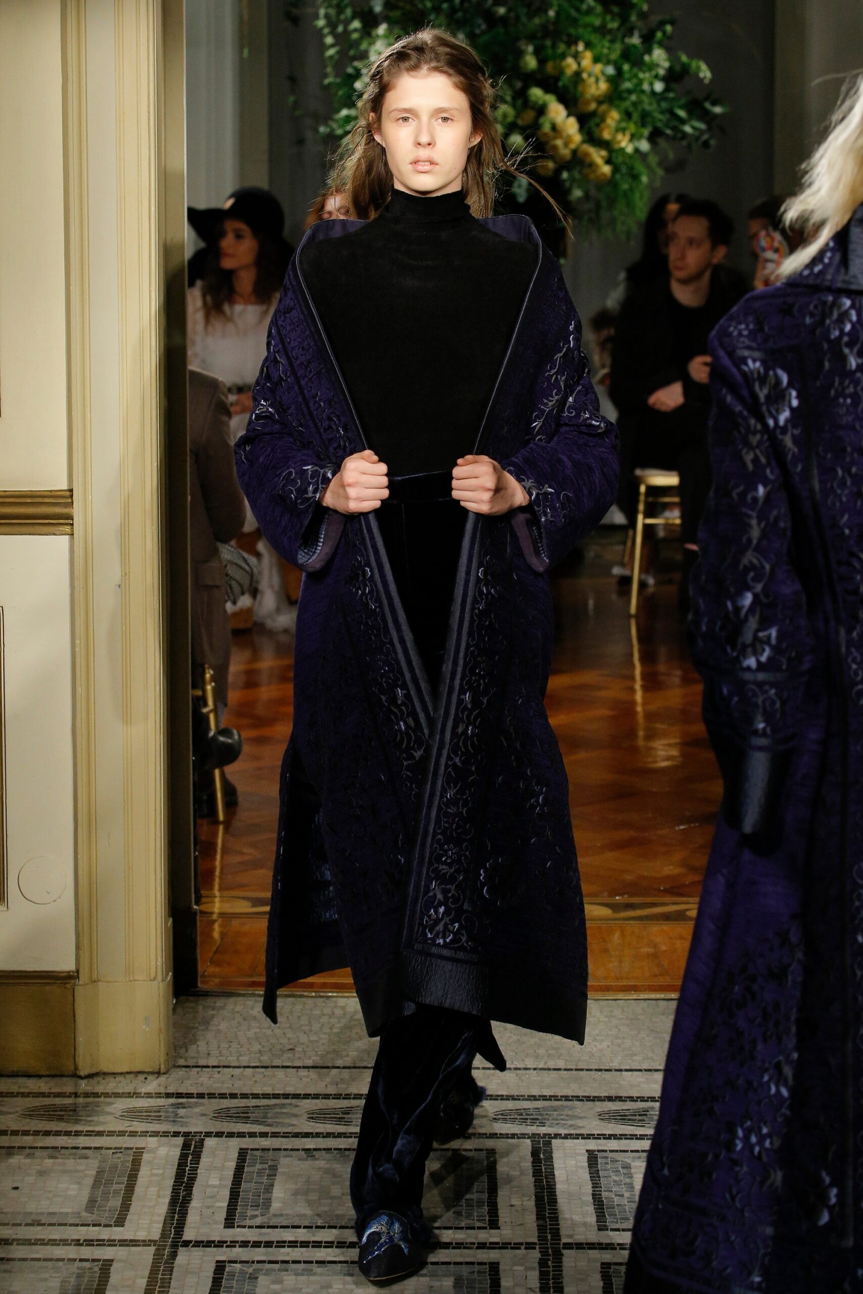 purple velvet long-sleeve collared relaxed embroidered coat