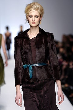 brown fur long-sleeve collared fitted belted jacket