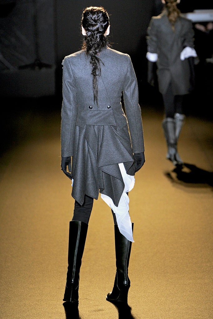 gray wool long-sleeve collared tailored draped coat