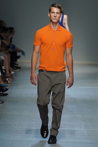orange short-sleeve collared fitted shirt