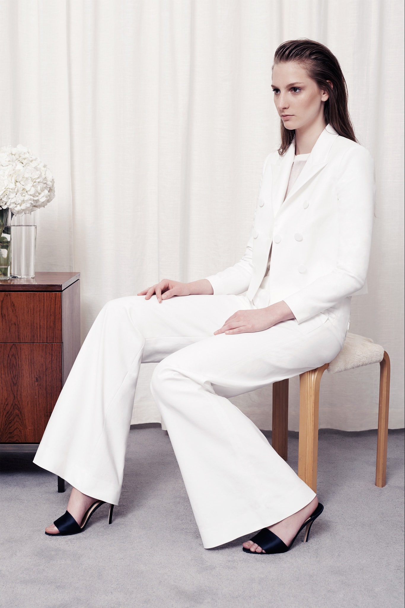 white cotton long-sleeve collared tailored flared suit