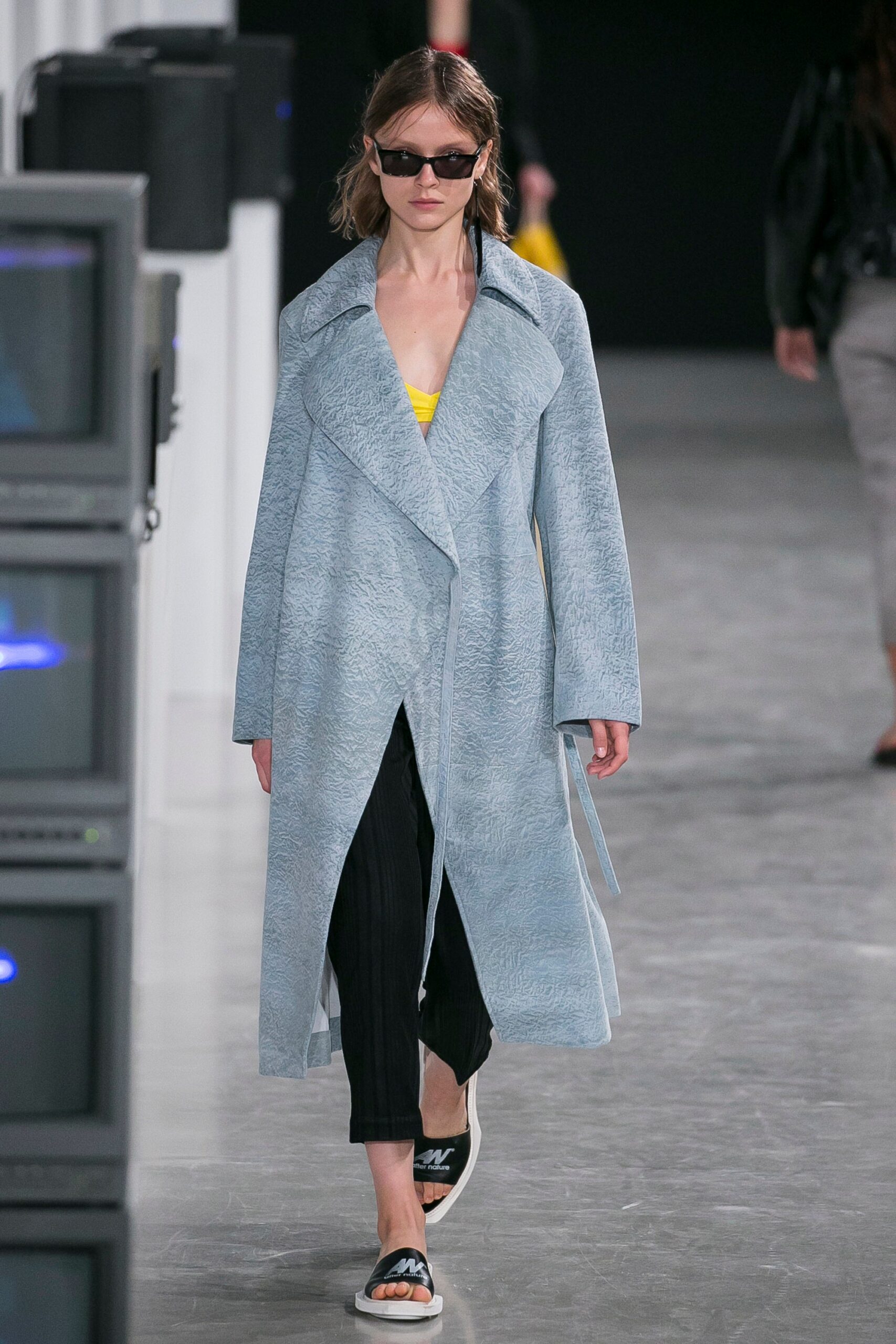blue cotton long-sleeve collared relaxed draped coat