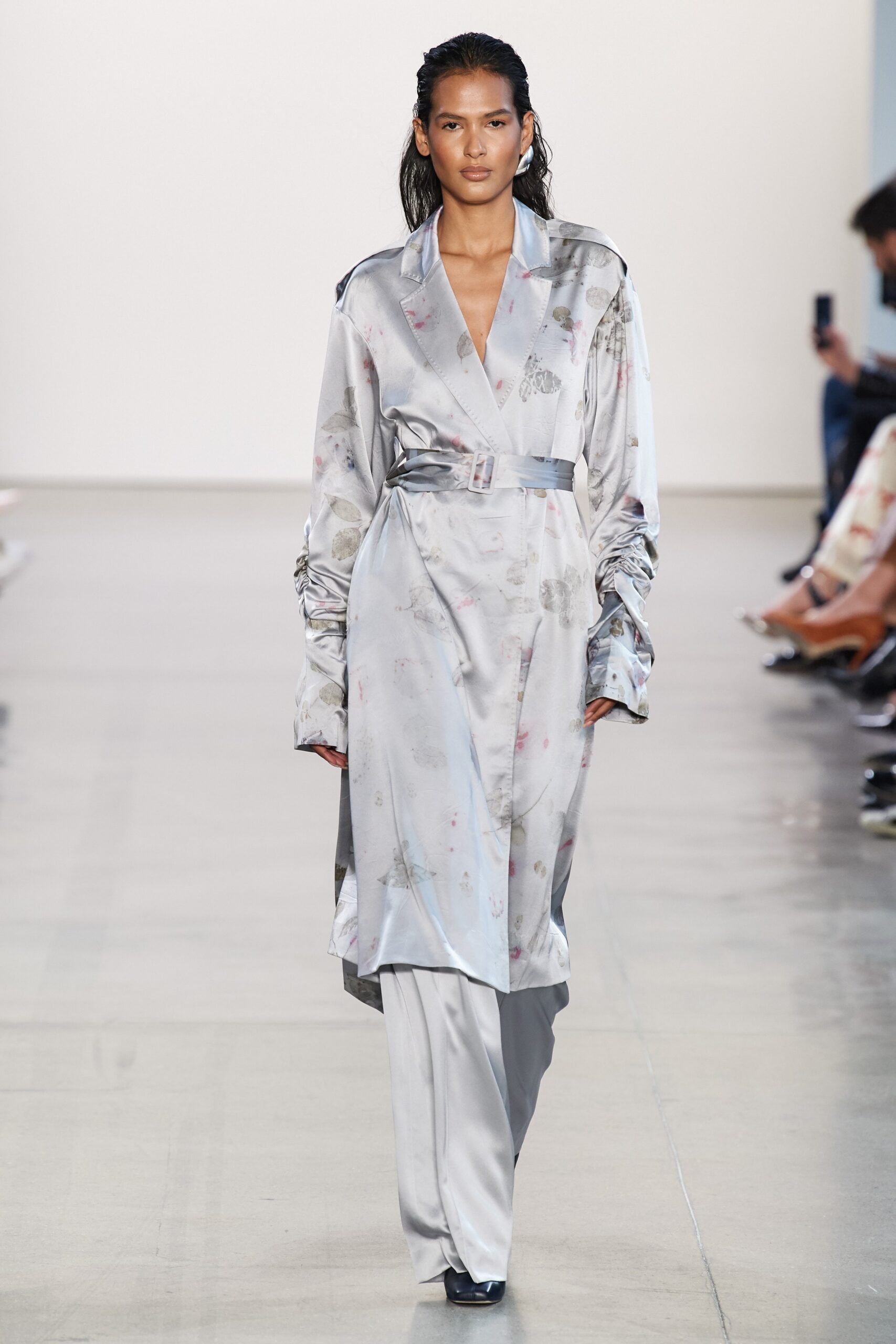 silver silk belted coat with pants