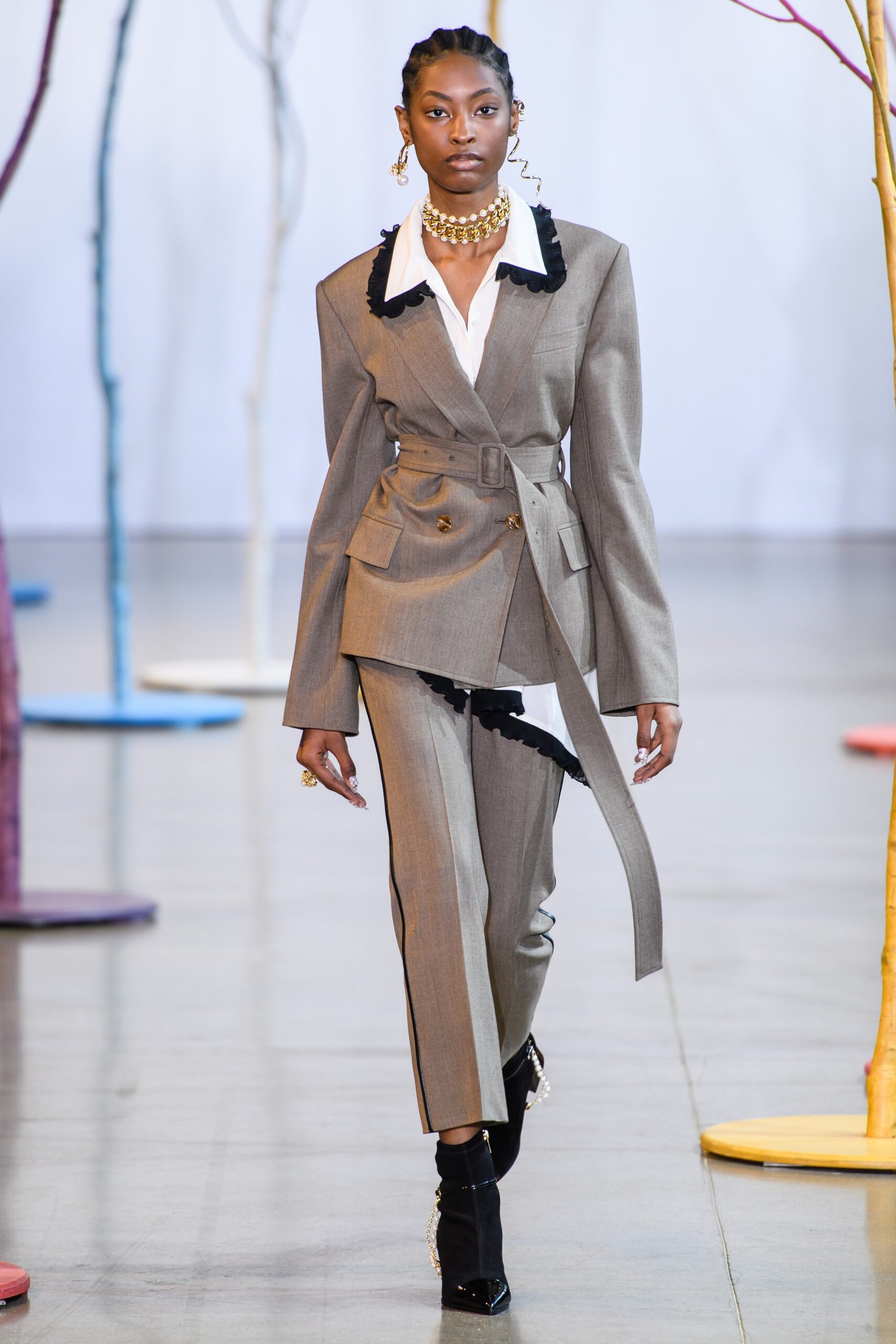gray tailored suit with white shirt