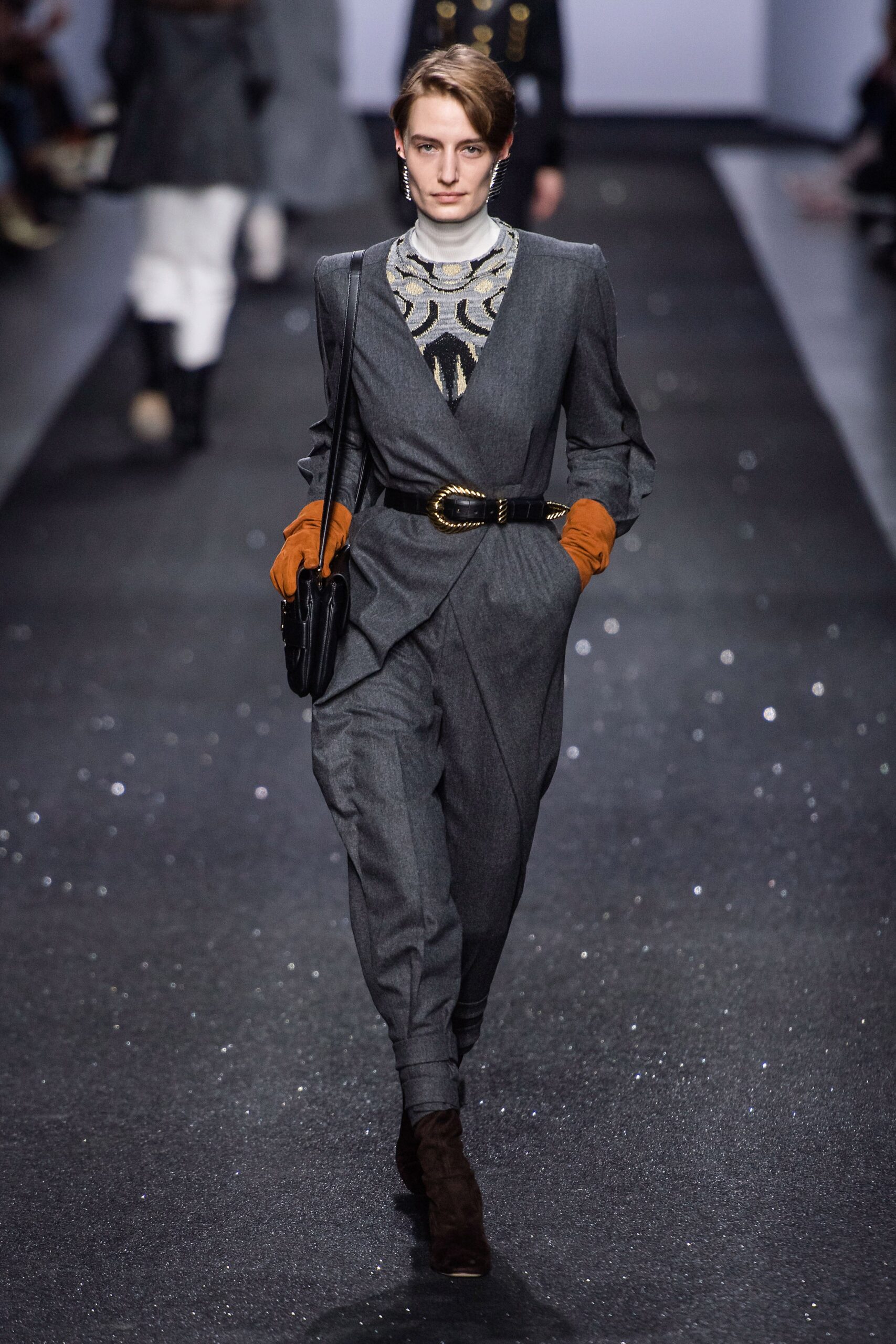 gray tailored suit with printed top