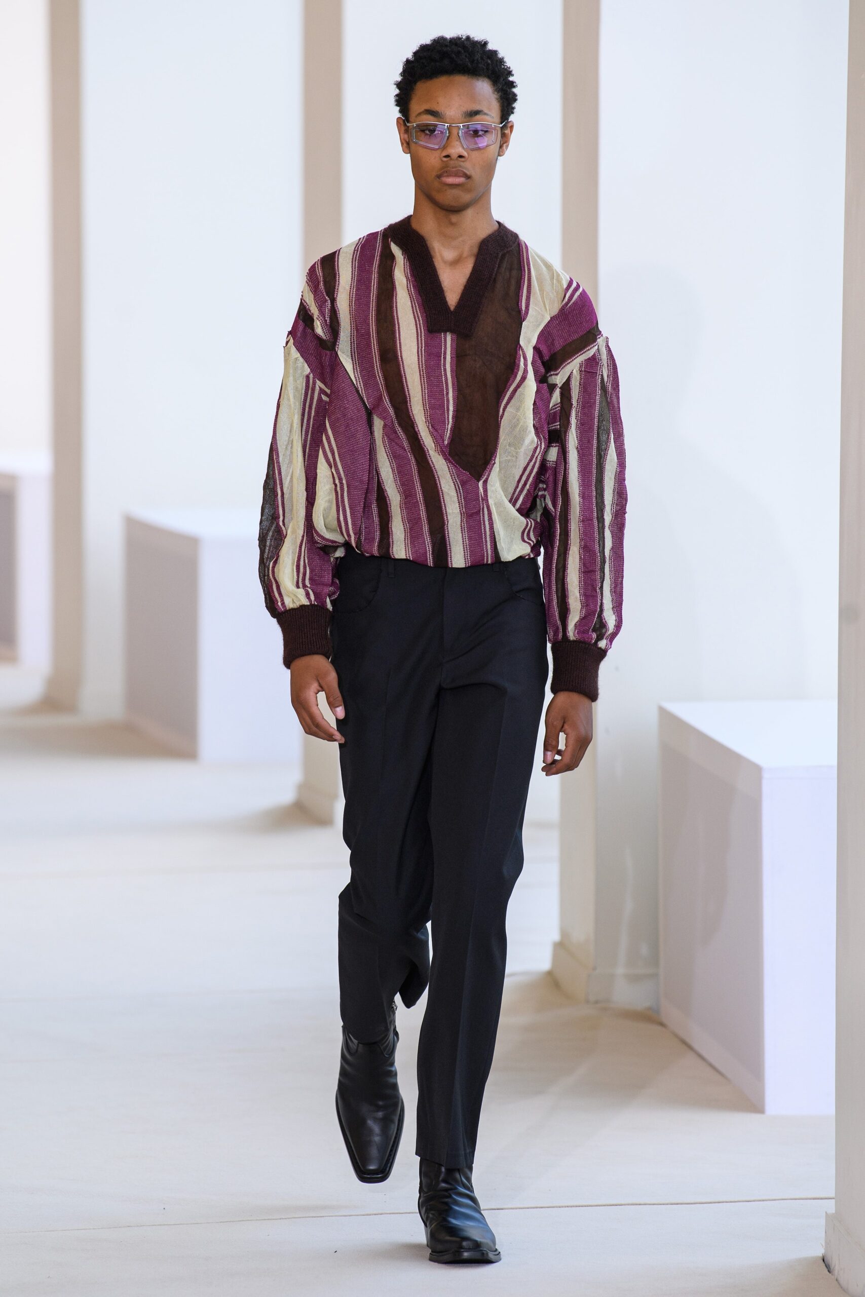 purple cotton long-sleeve v-neck relaxed striped top