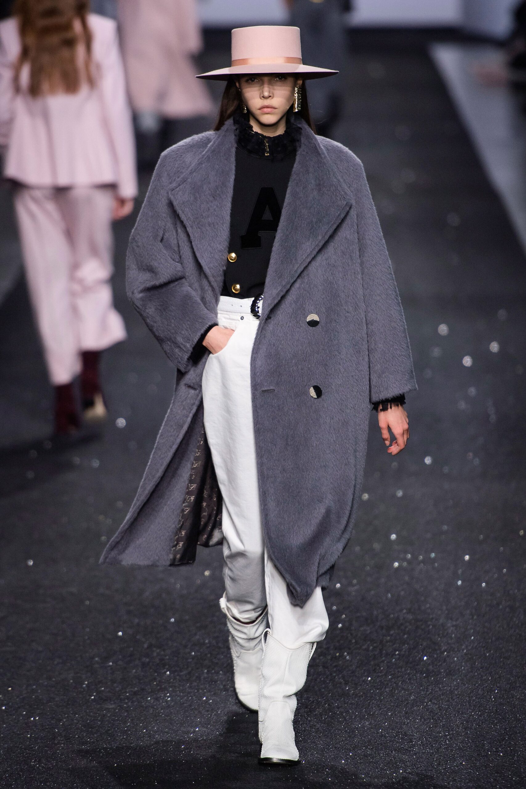 gray wool long-sleeve collared relaxed buttoned coat