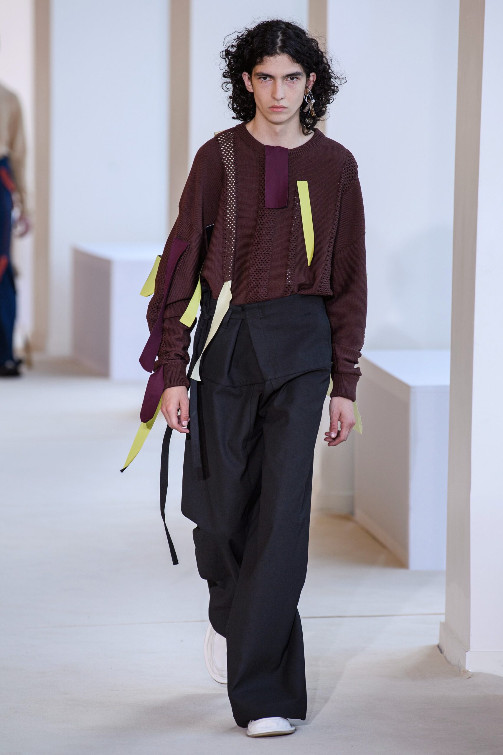 brown cotton long-sleeve collared relaxed layered top