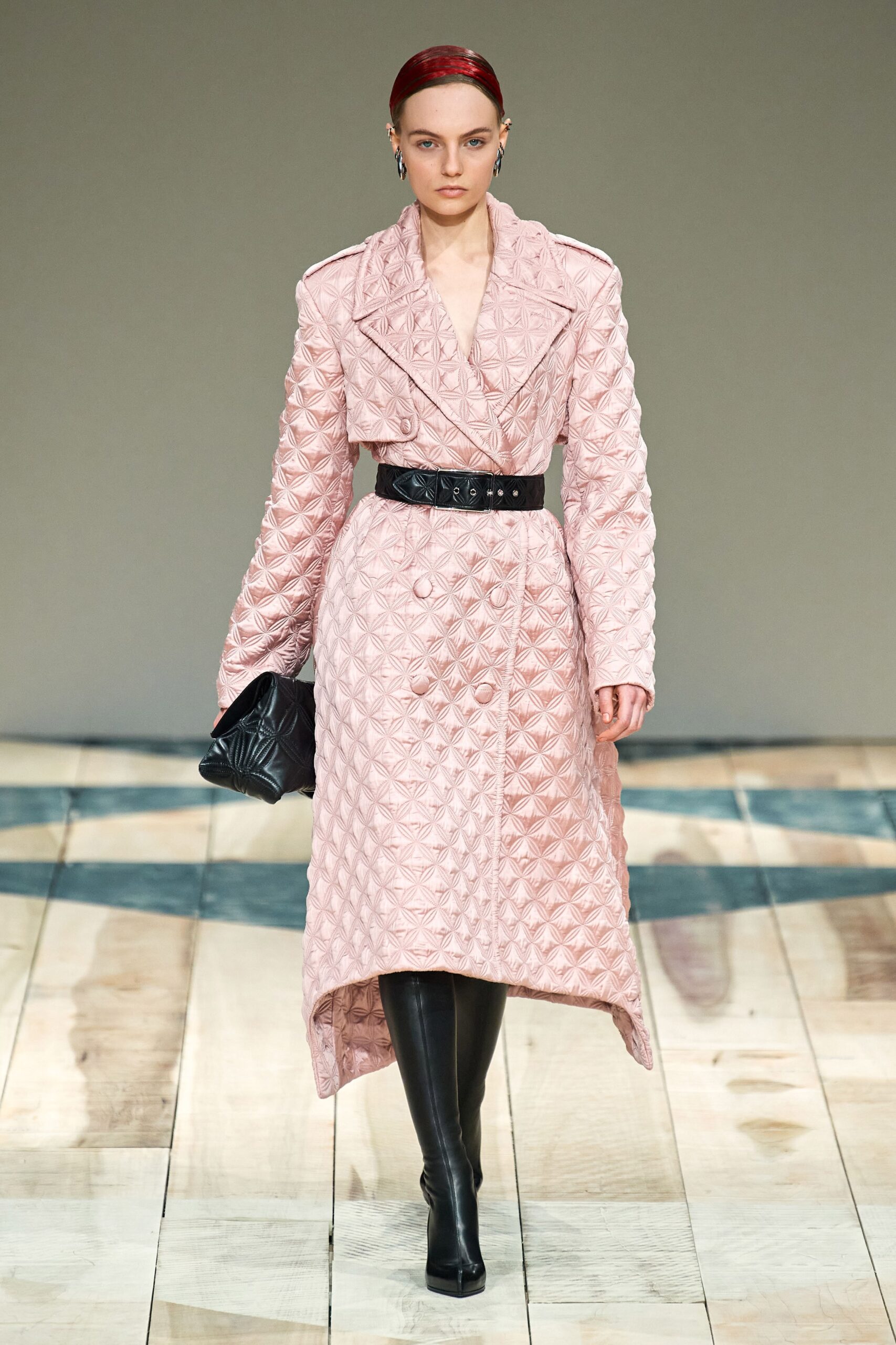 pink long-sleeve collared fitted quilted coat