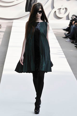 black green pleated sleeveless dress