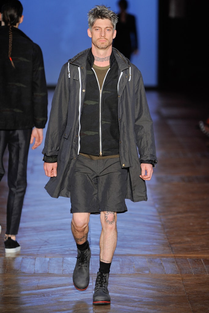 black cotton long-sleeve hooded relaxed zippered coat
