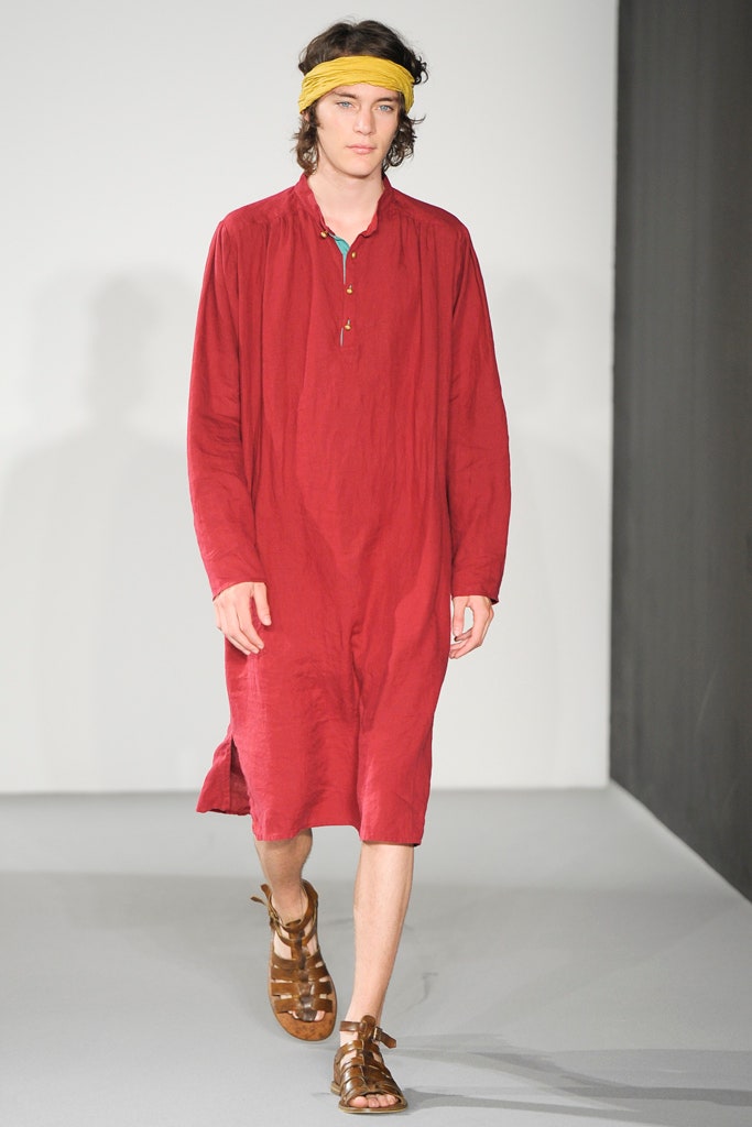 relaxed red cotton dress