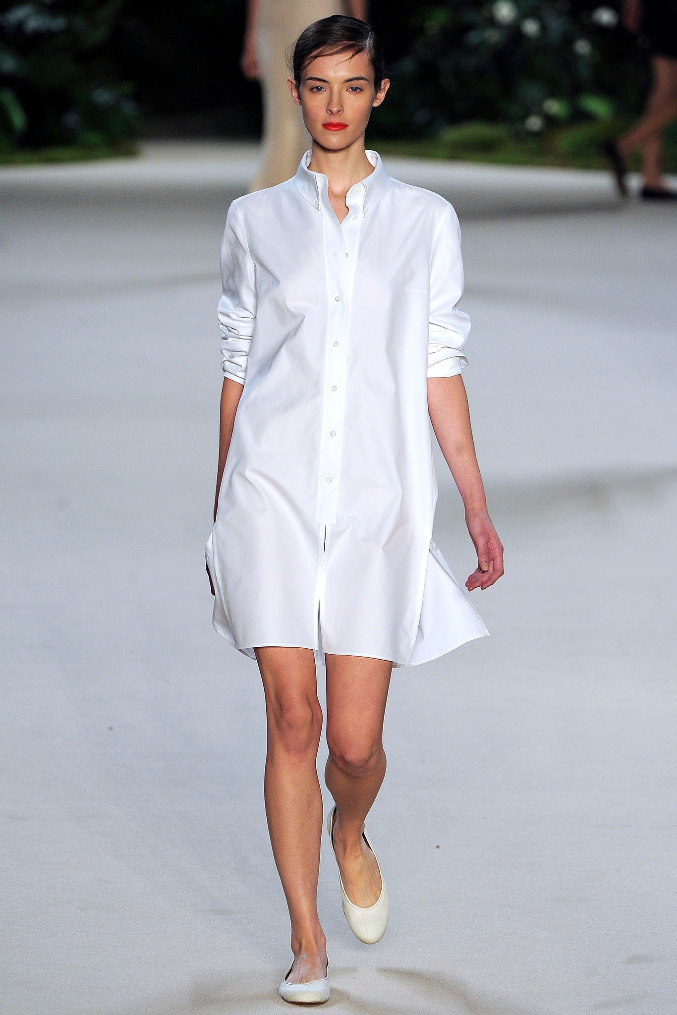 white cotton relaxed shirt-dress