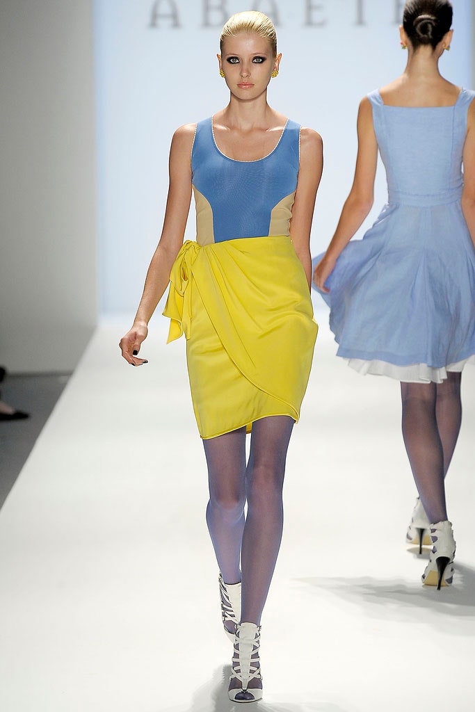 blue and yellow fitted dress