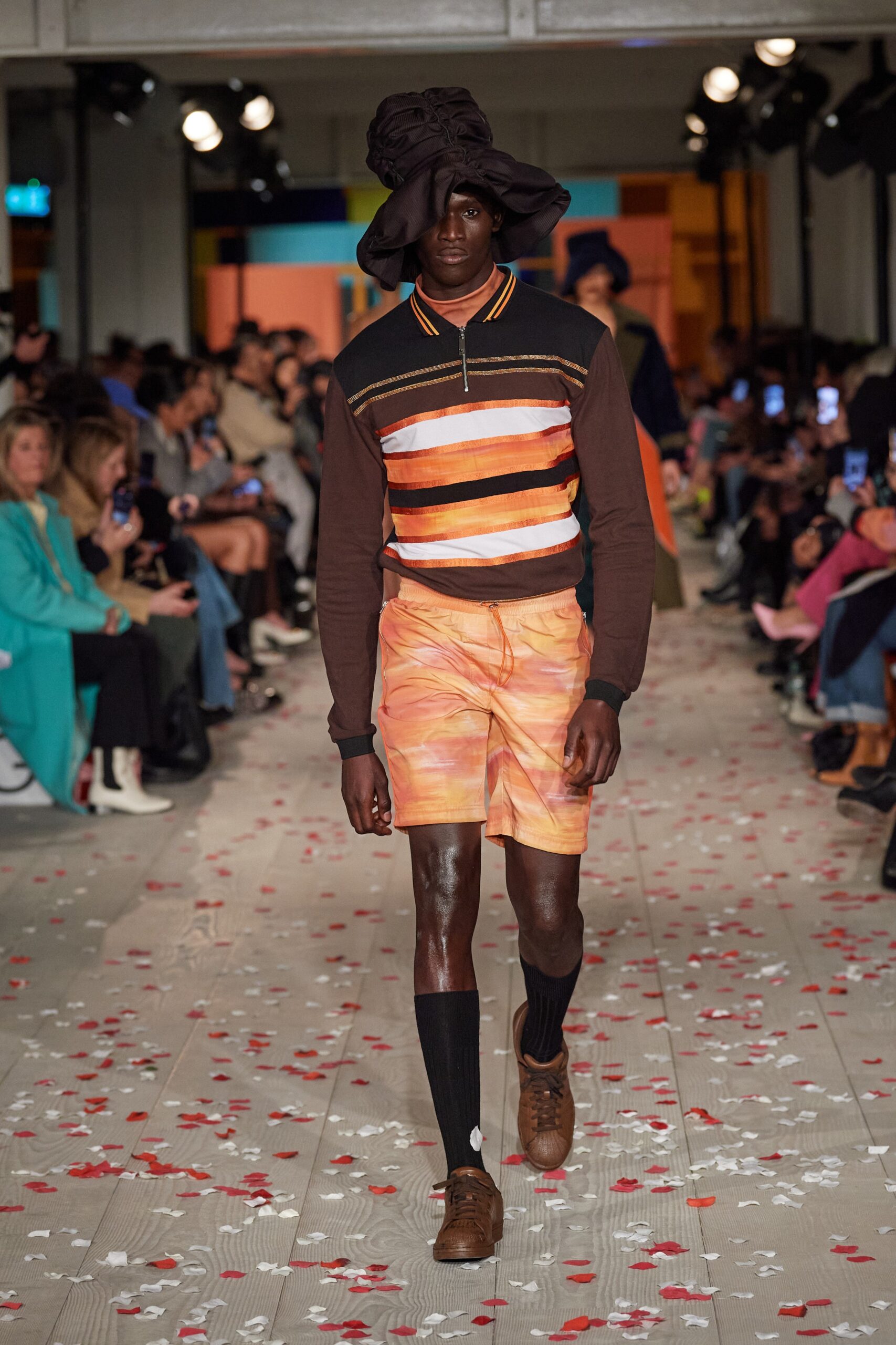 color-blocked fitted top and shorts