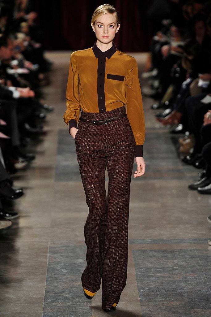 red wool tailored wide-leg pants