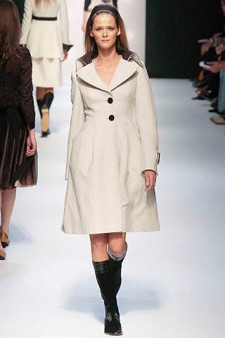 fitted white cotton coat