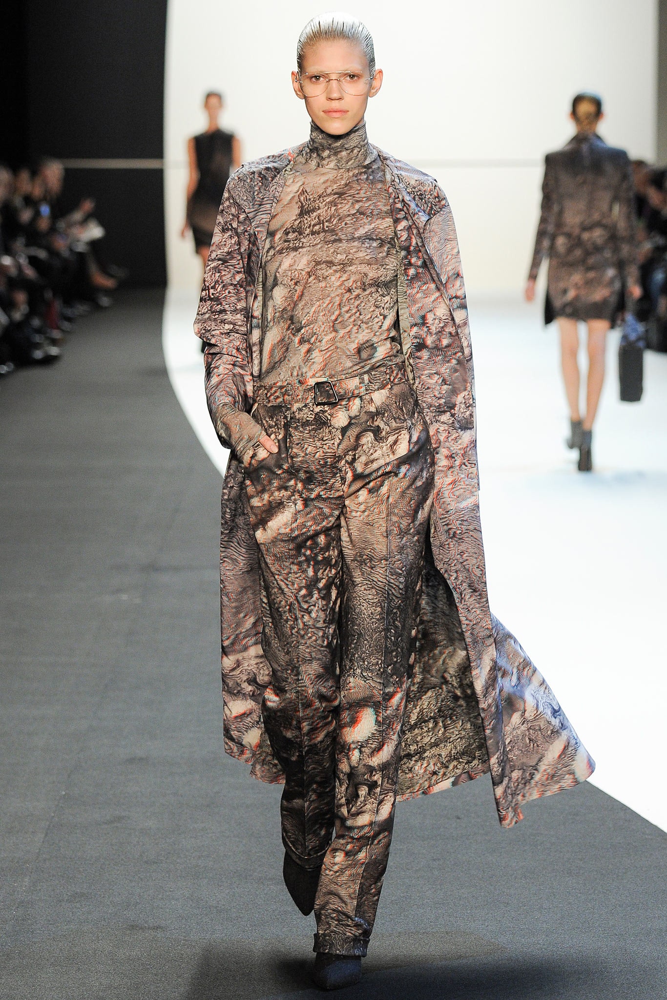 multi-pattern silk coat and pants