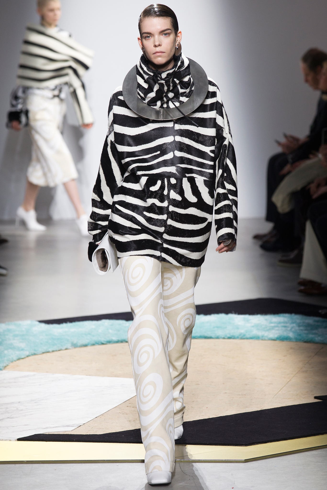 black wool long-sleeve collared relaxed striped jacket