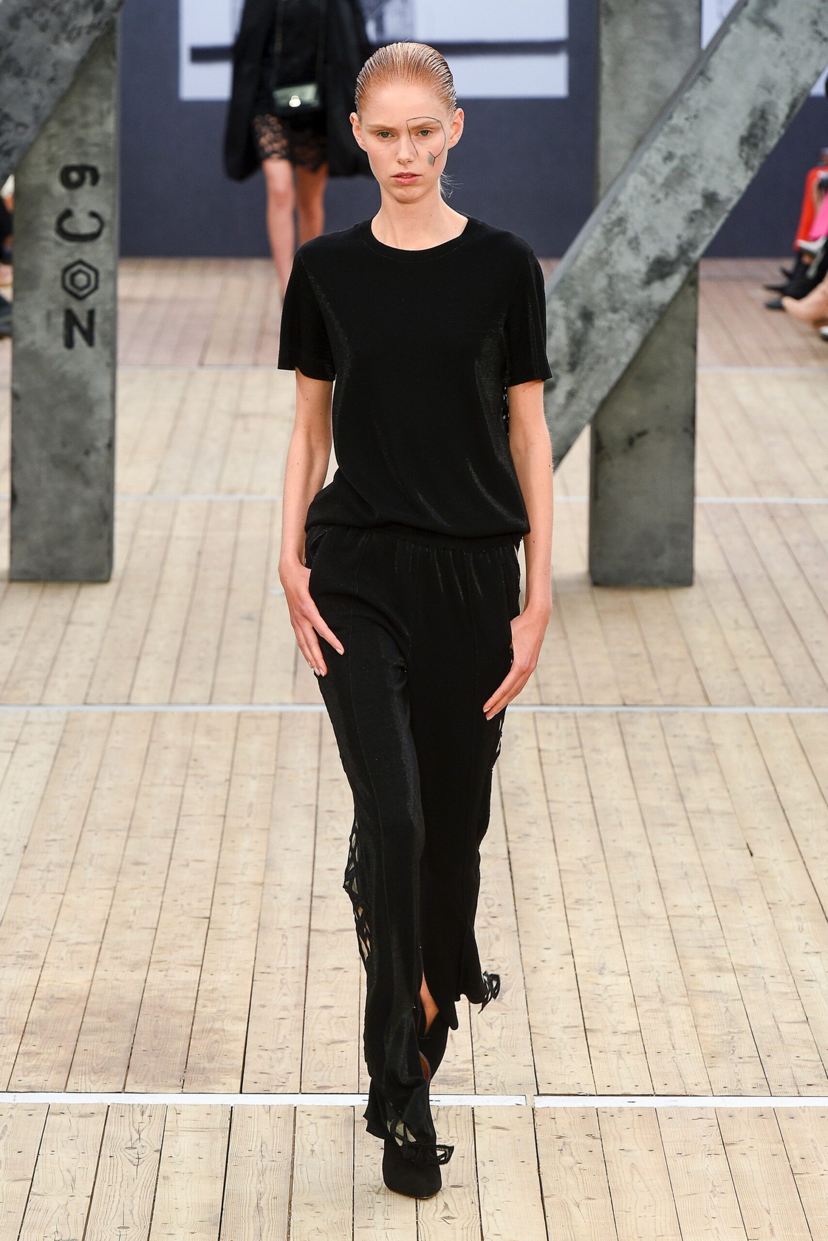 black silk short-sleeve collared fitted shiny top