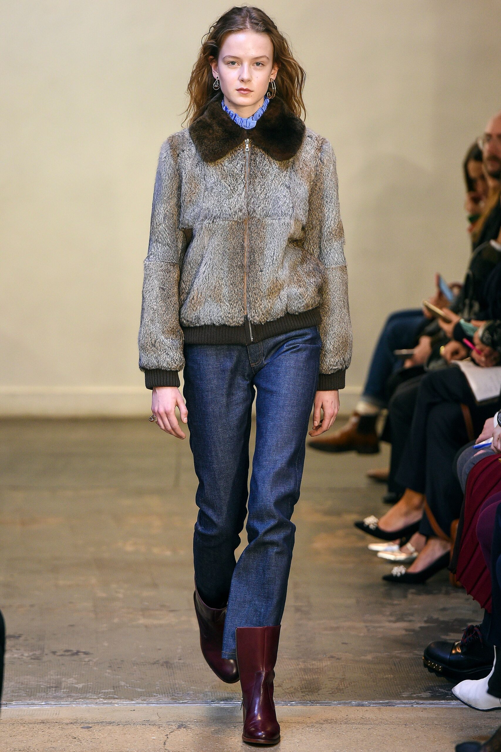 brown fur long-sleeve collared fitted zippered jacket