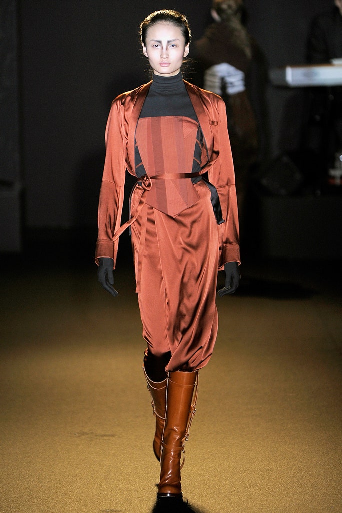 brown silk long-sleeve collared fitted buttoned jacket