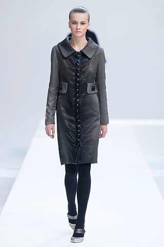 fitted black leather coat
