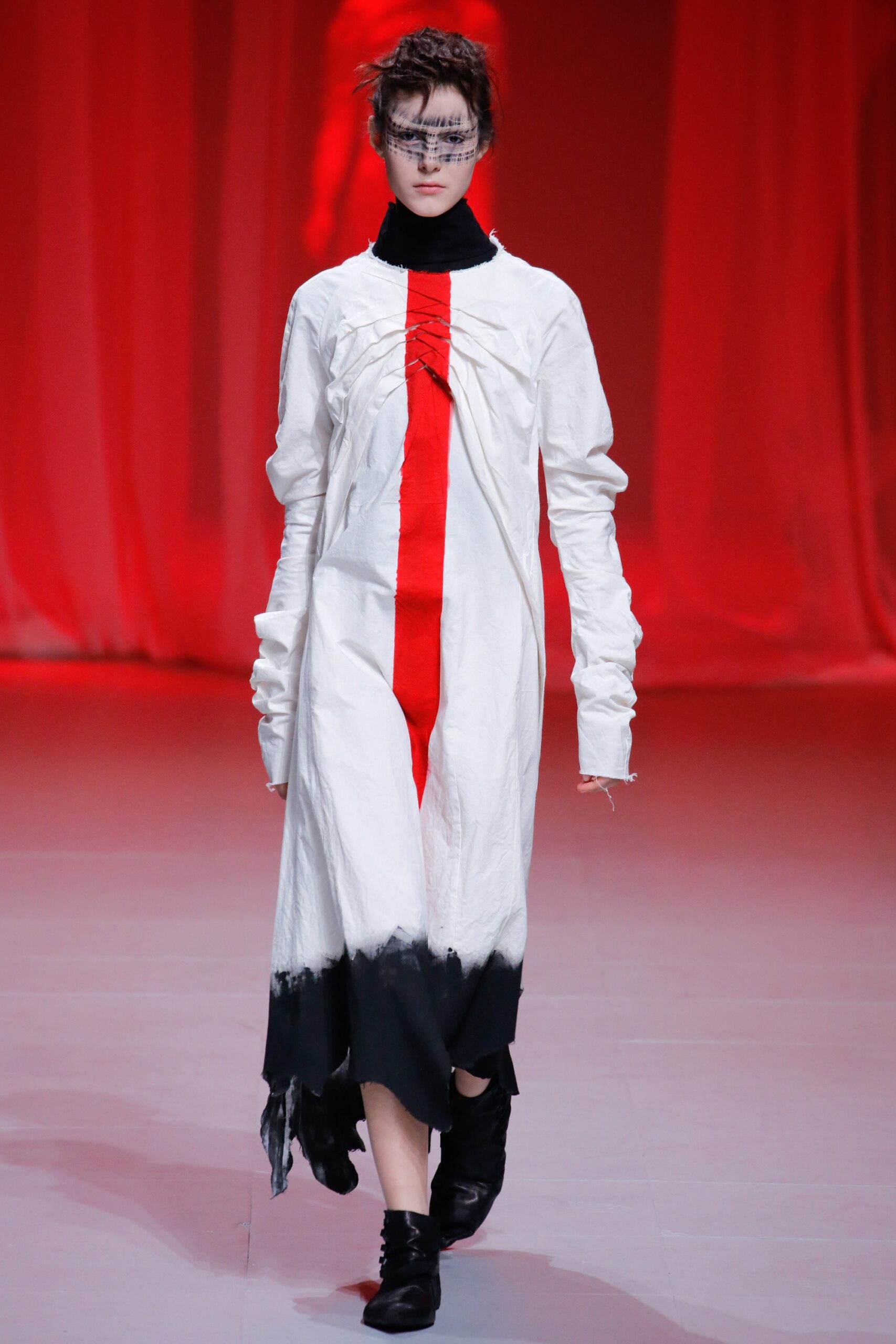 white and red relaxed midi dress