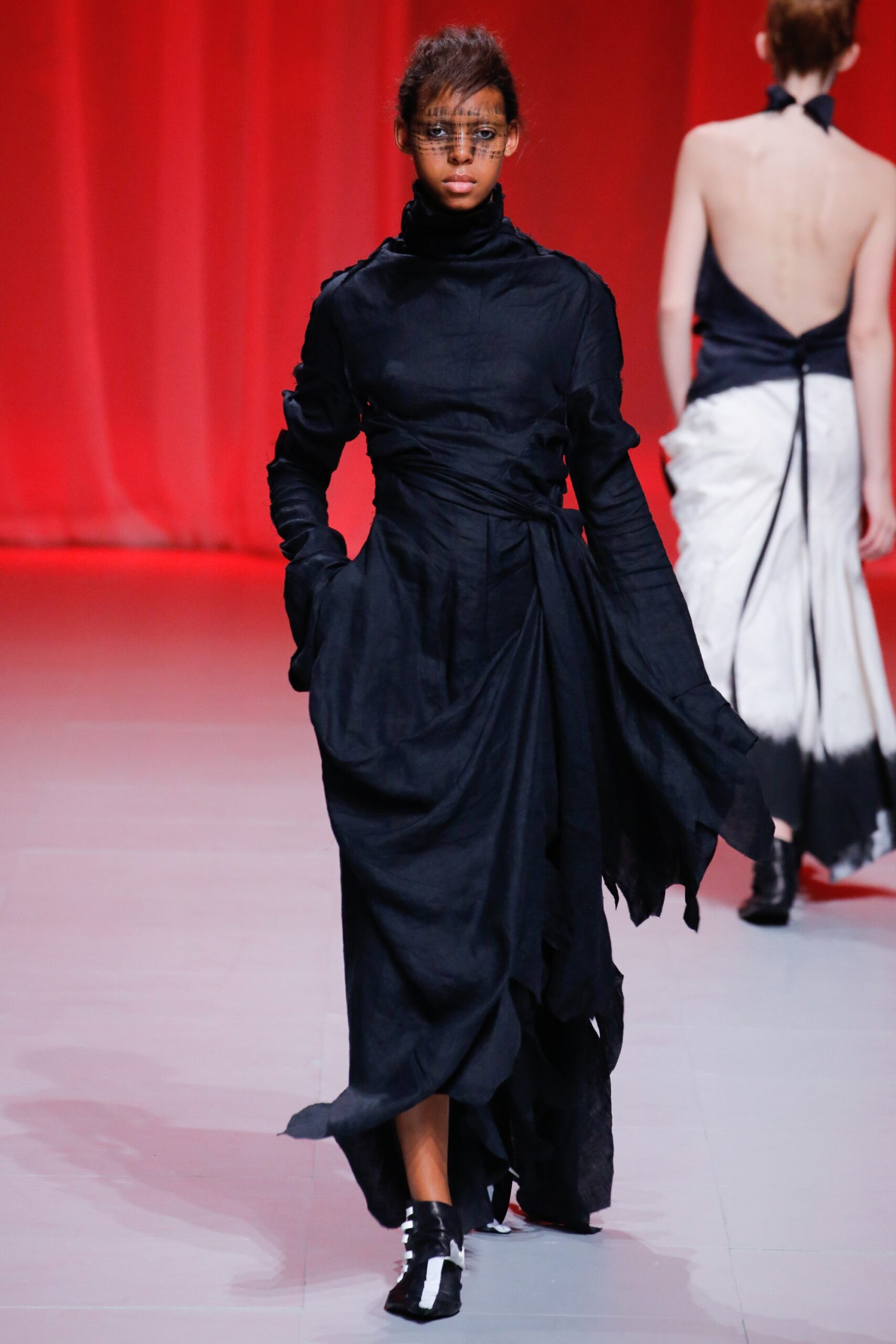 black fitted long-sleeve dress