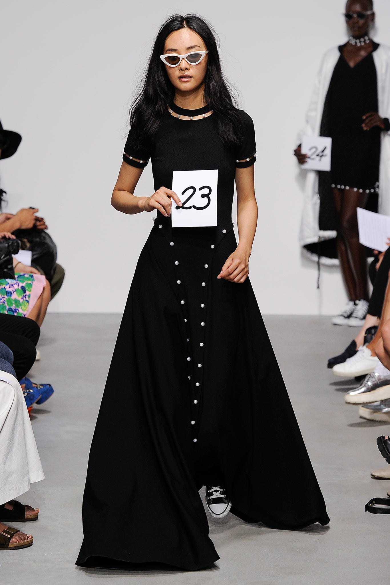 black cotton short-sleeve dress