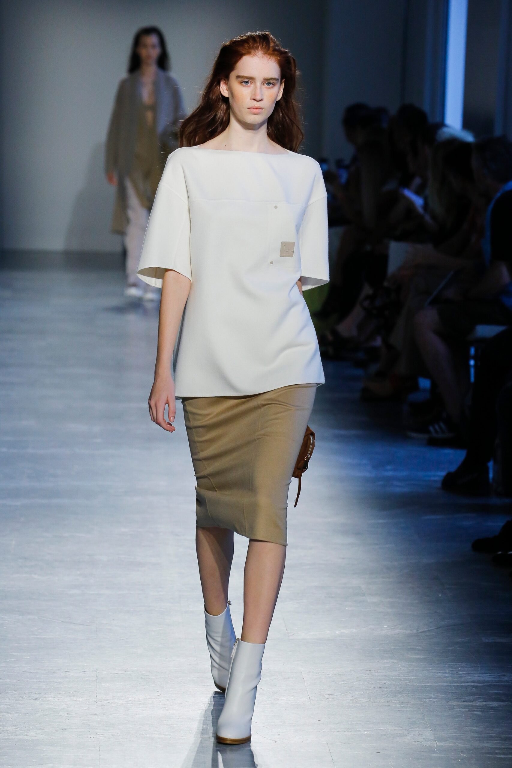 white relaxed top beige pencil skirt