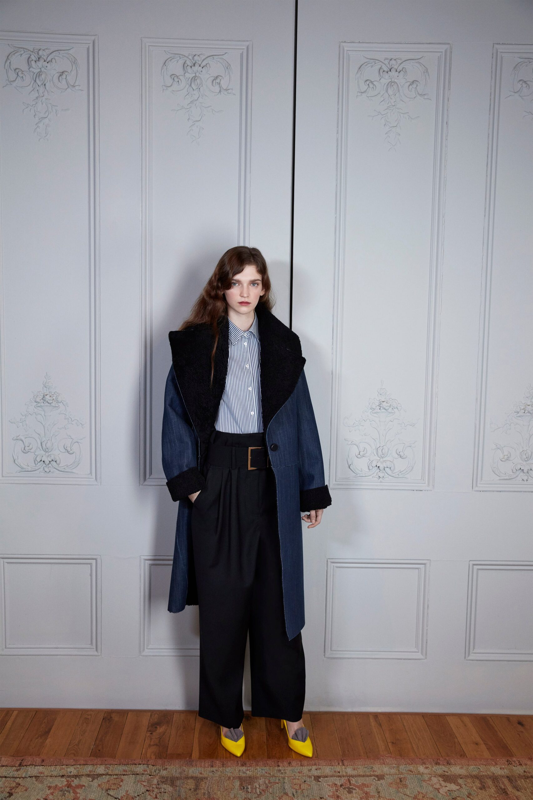 blue denim long-sleeve collared relaxed buttoned coat