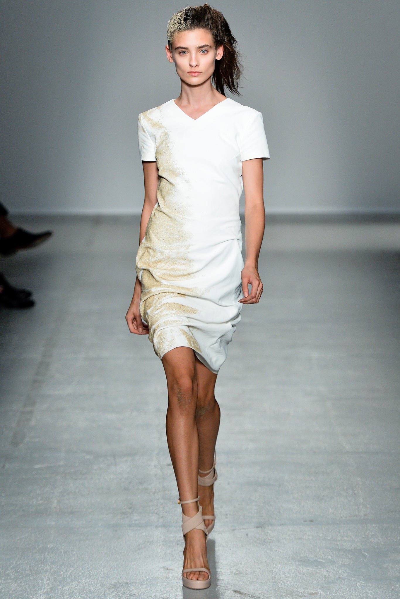 A.F. Vandevorst Spring 2014 Ready-to-Wear