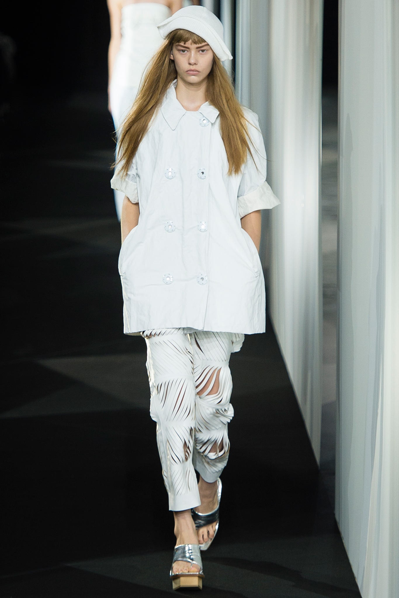 white cotton short-sleeve collared oversized buttoned coat