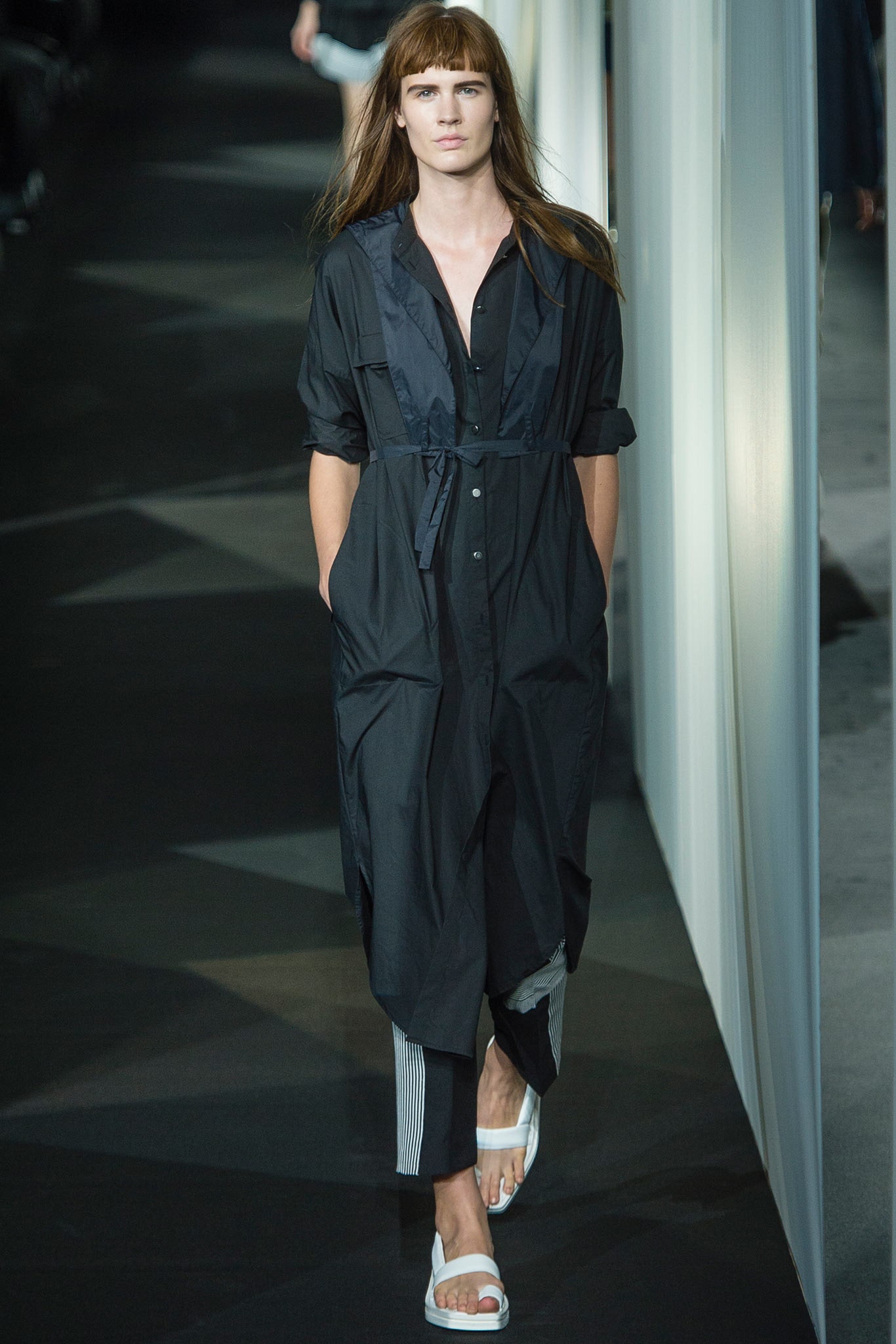 black cotton long-sleeve collared relaxed buttoned pockets shirt-dress