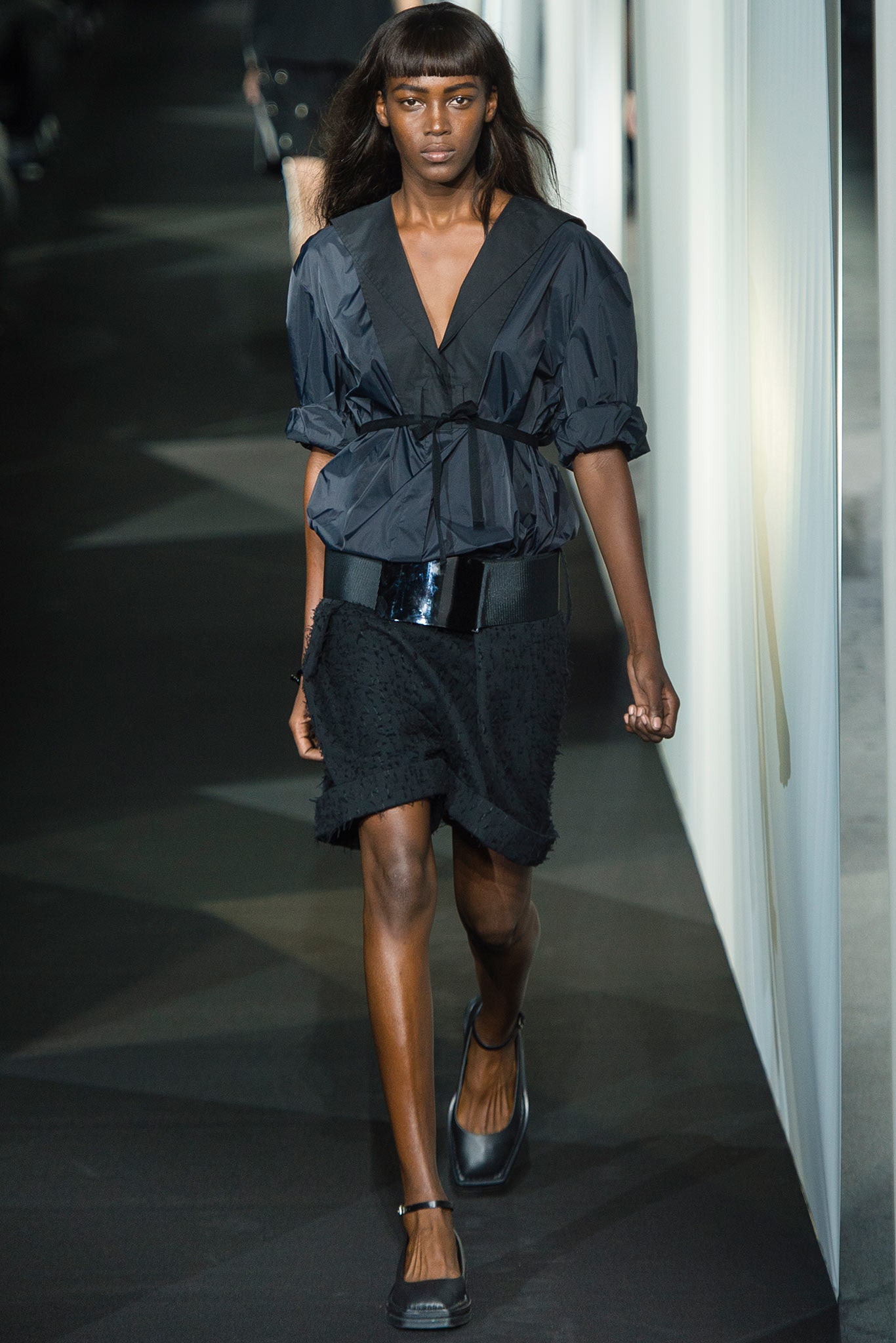 black cotton asymmetric fitted skirt