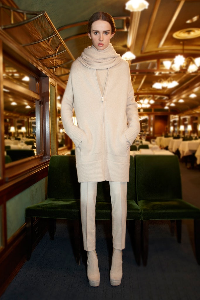beige wool long-sleeve collared relaxed zippered pockets coat