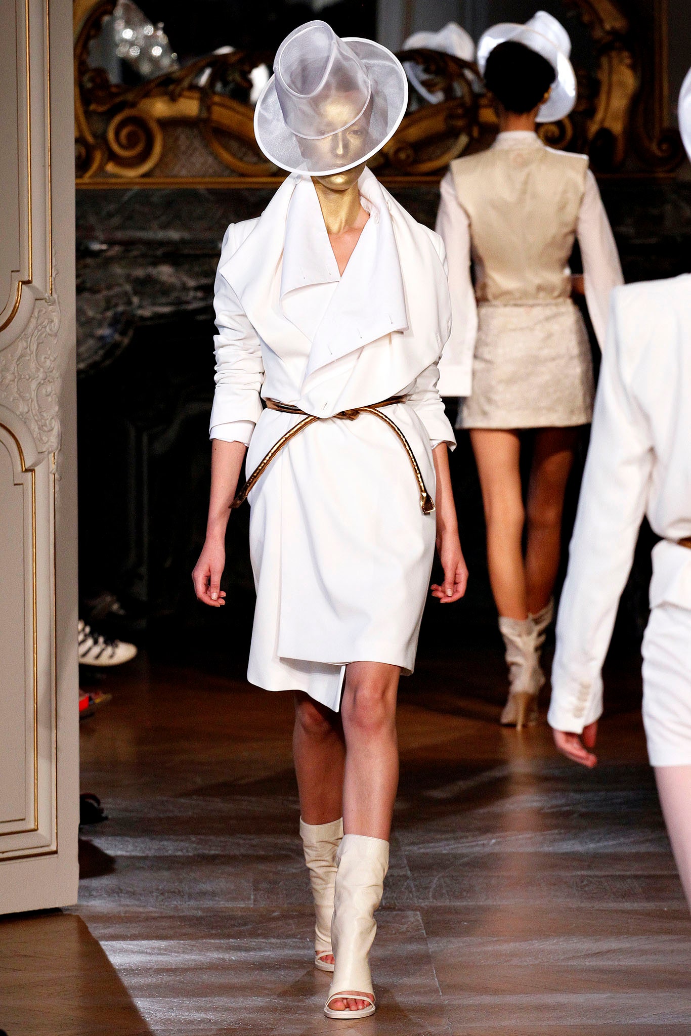 white fitted midi dress with clear hat