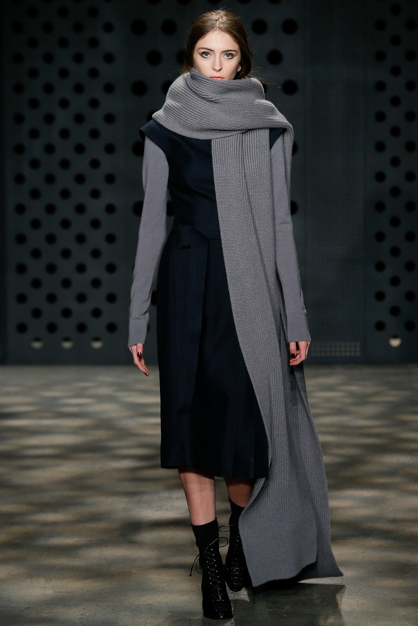 black fitted midi dress with gray scarf