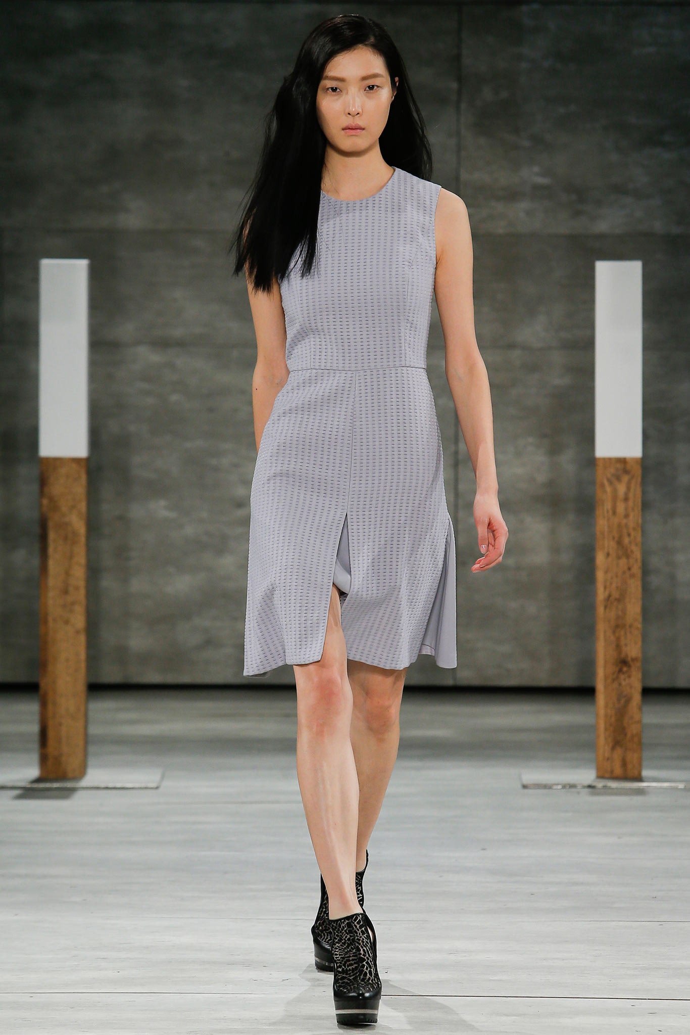 gray fitted sleeveless dress