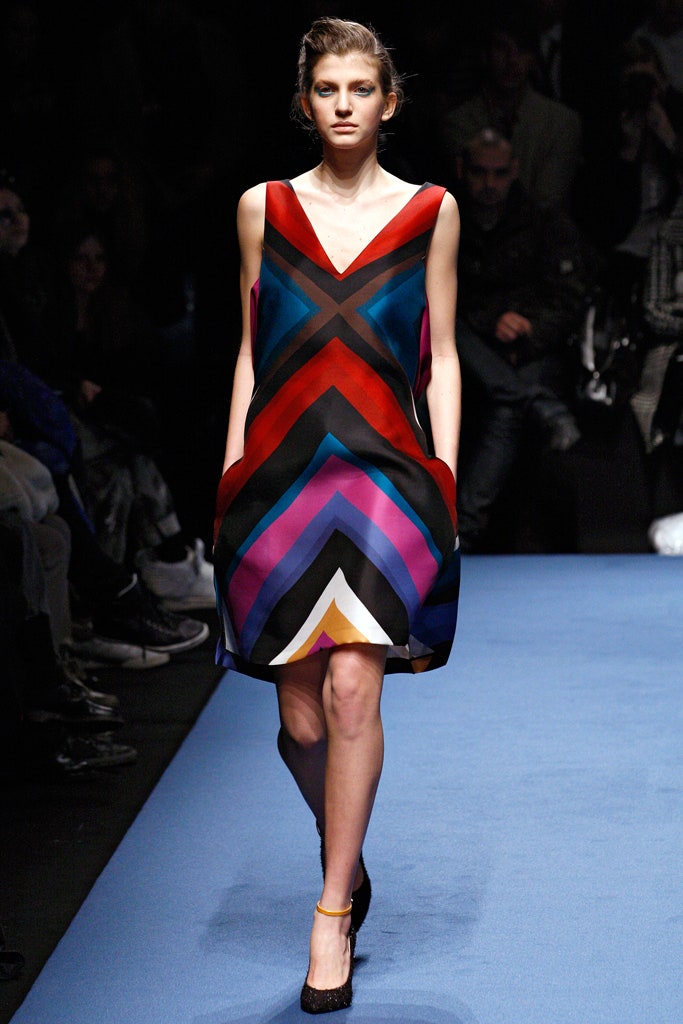 color-blocked fitted mini dress